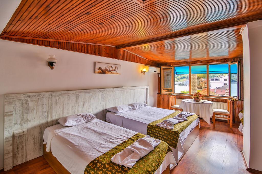 Timur Hotel Амасра Екстериор снимка