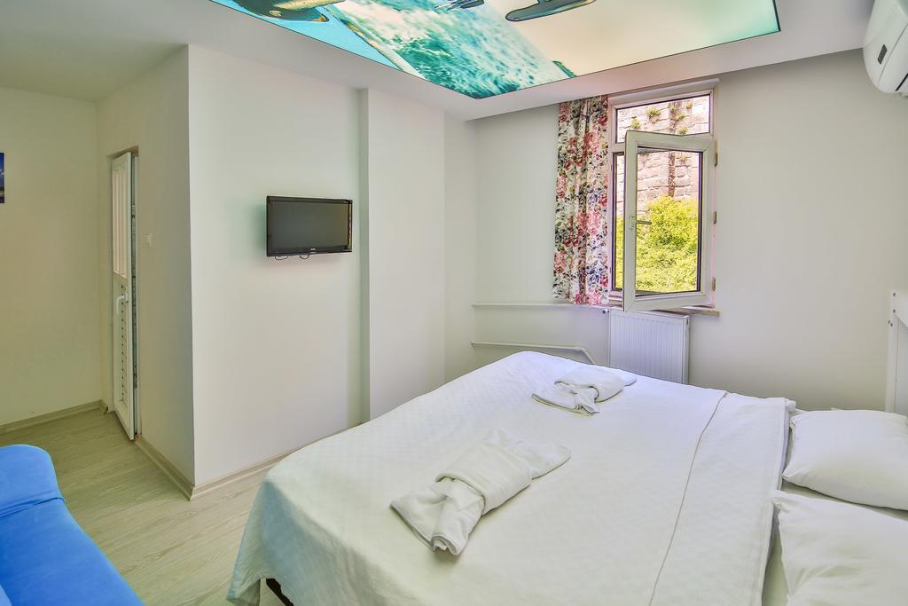 Timur Hotel Амасра Екстериор снимка