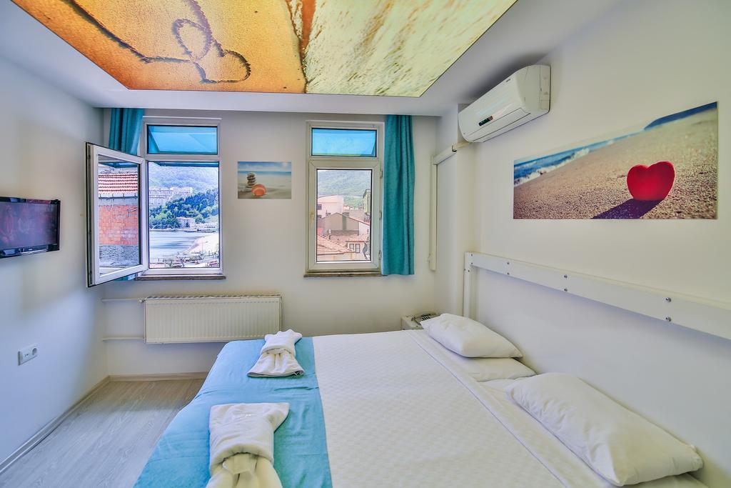 Timur Hotel Амасра Екстериор снимка